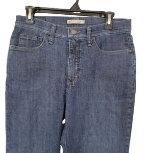 𝅺lee women jeans, high rise, strait leg,médium wash